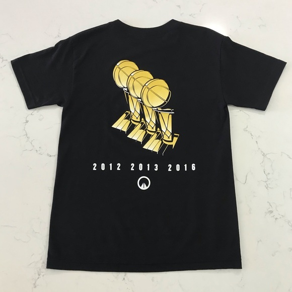 UNKWN Other - UNKWN Lebron Limited Release Trophy Tee US/Small